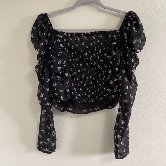 H&M long sleeves Draped fitted square neck puff sleeves blouse black floral sz m - Picture 7 of 7
